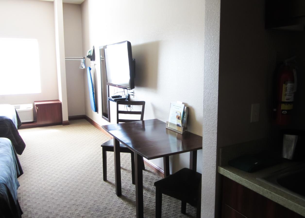 Hotel Bell's Extended And