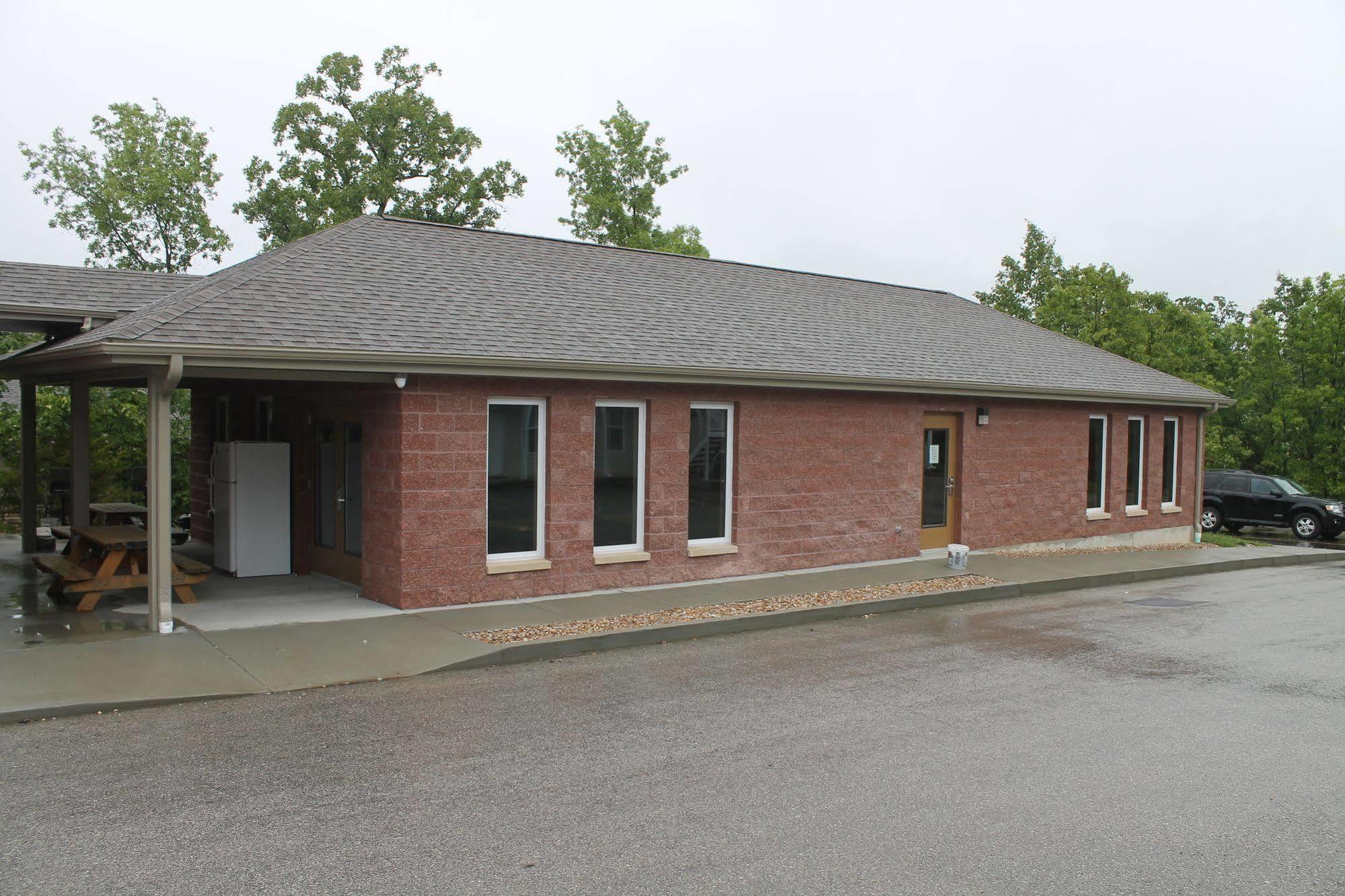 Hotel Bell's Extended And Saint Robert