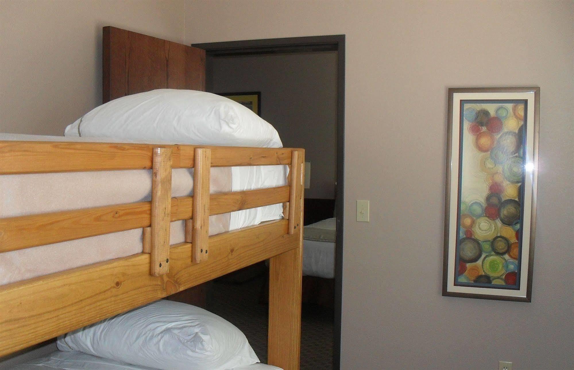 Hotel Bell's Extended And